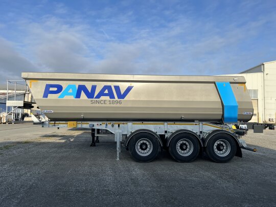 Tipper semi trailers